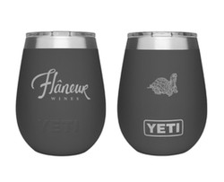 https://shop.flaneurwines.com/assets/images/products/pictures/wine-glass-SUTVAO.jpg